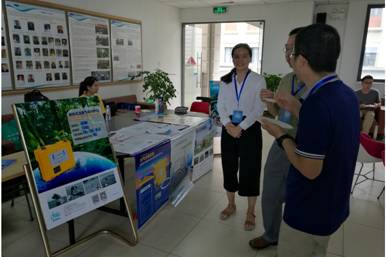 第三屆中美濕地科學(xué)研討會期間理加聯(lián)合為參會的老師介紹美國LGR便攜式溫室氣體分析儀UGGA